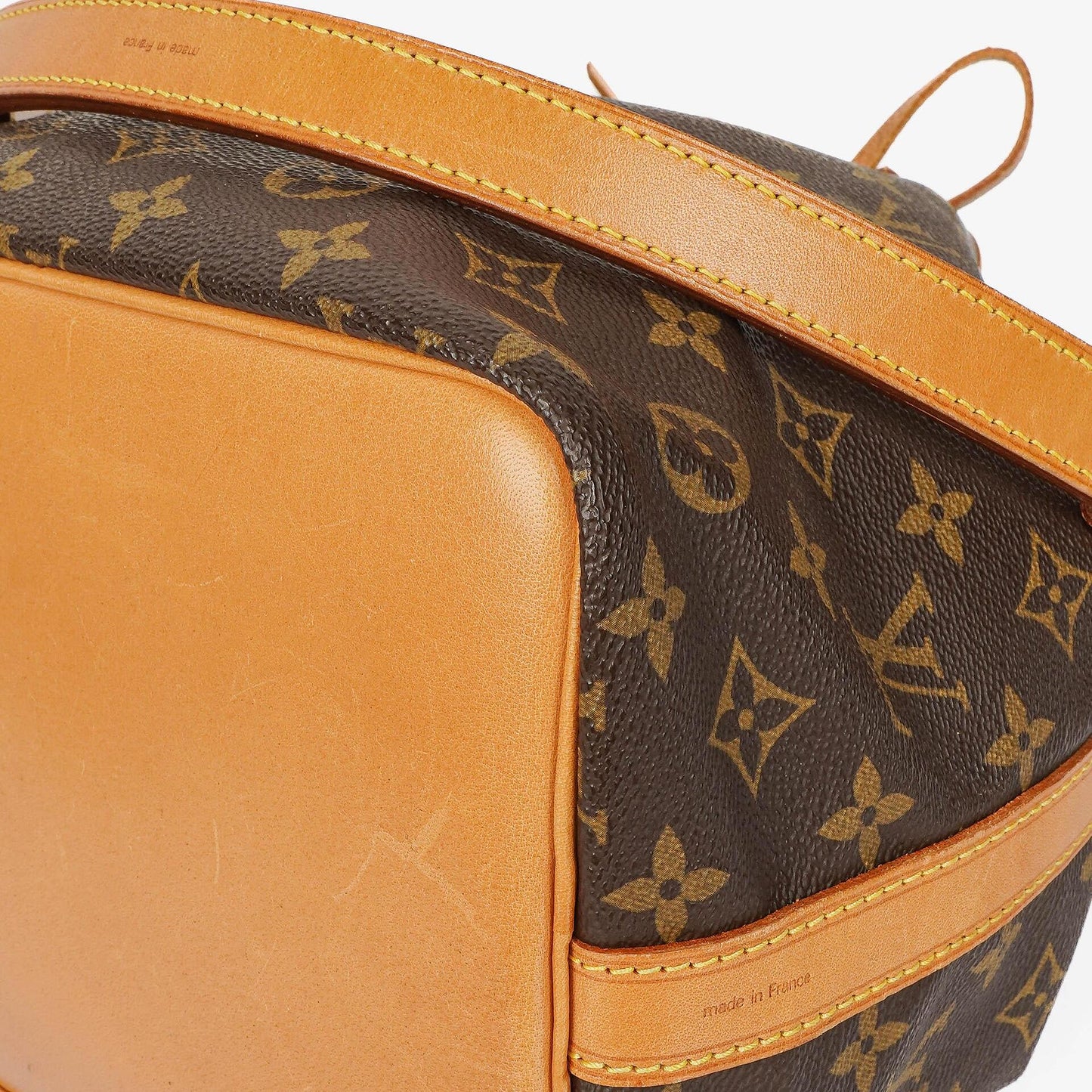 Louis Vuitton Petit Noe Schultertasche aus Monogramm Canvas