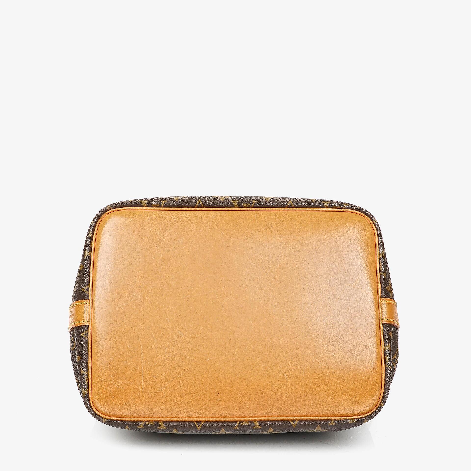 Louis Vuitton Petit Noe Schultertasche aus Monogramm Canvas