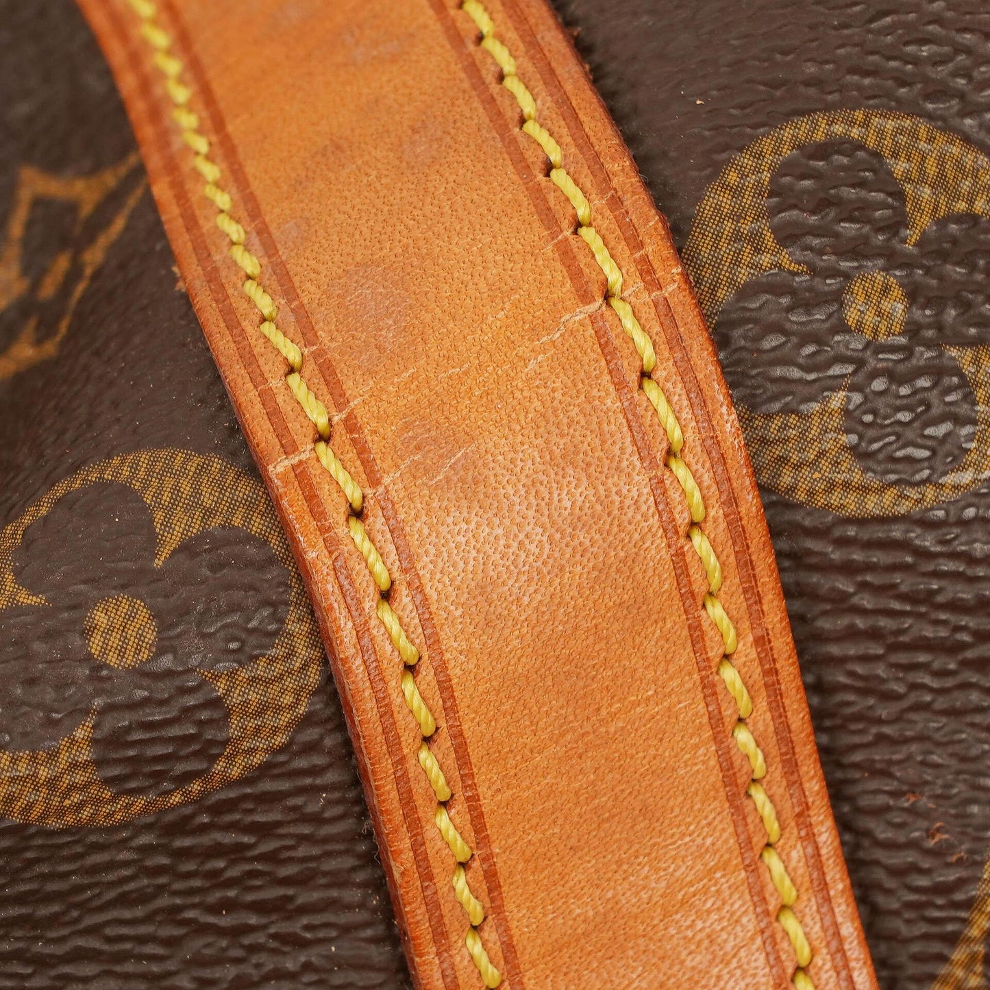 Louis Vuitton Petit Noé Schultertasche aus Monogramm Canvas