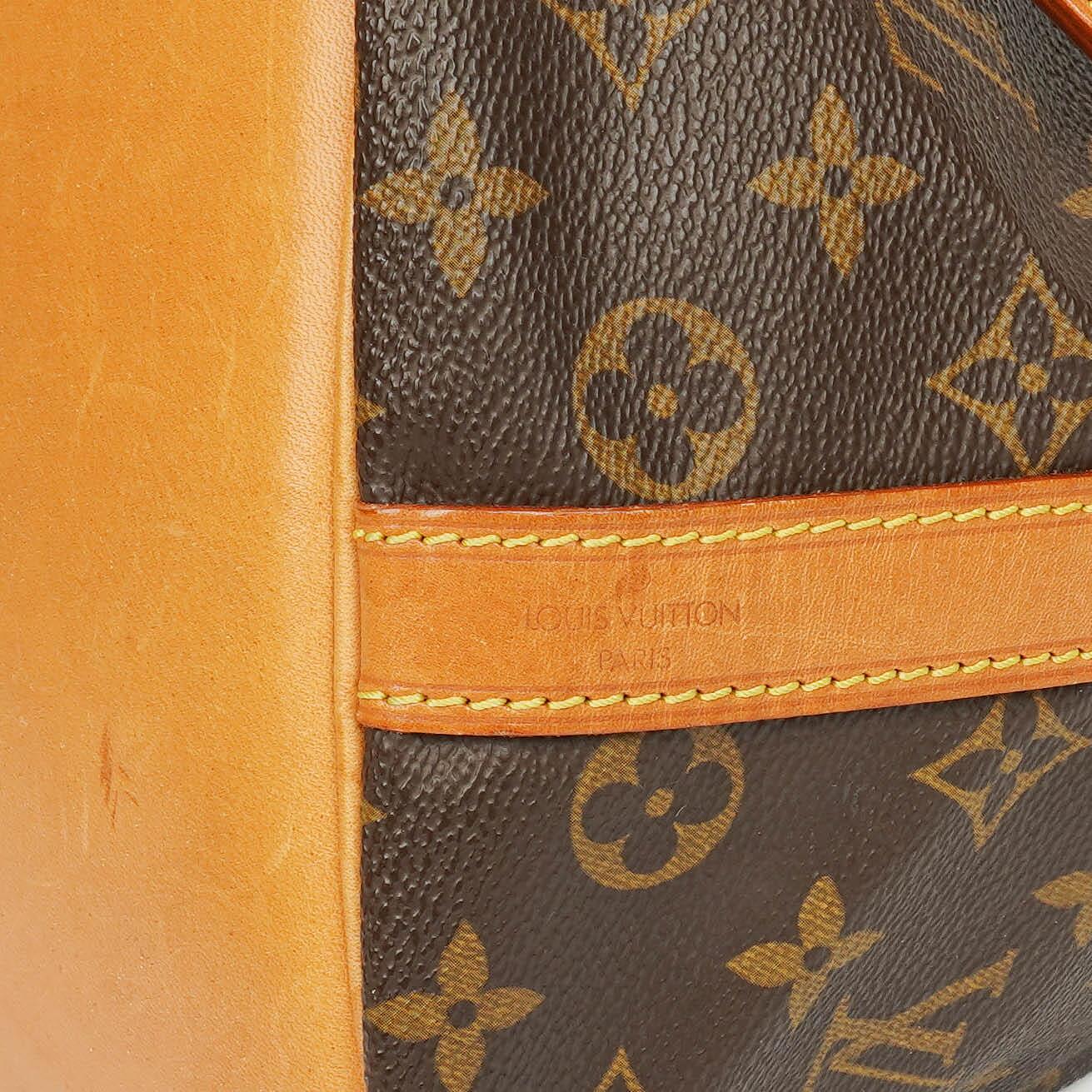 Louis Vuitton Petit Noé Schultertasche aus Monogramm Canvas