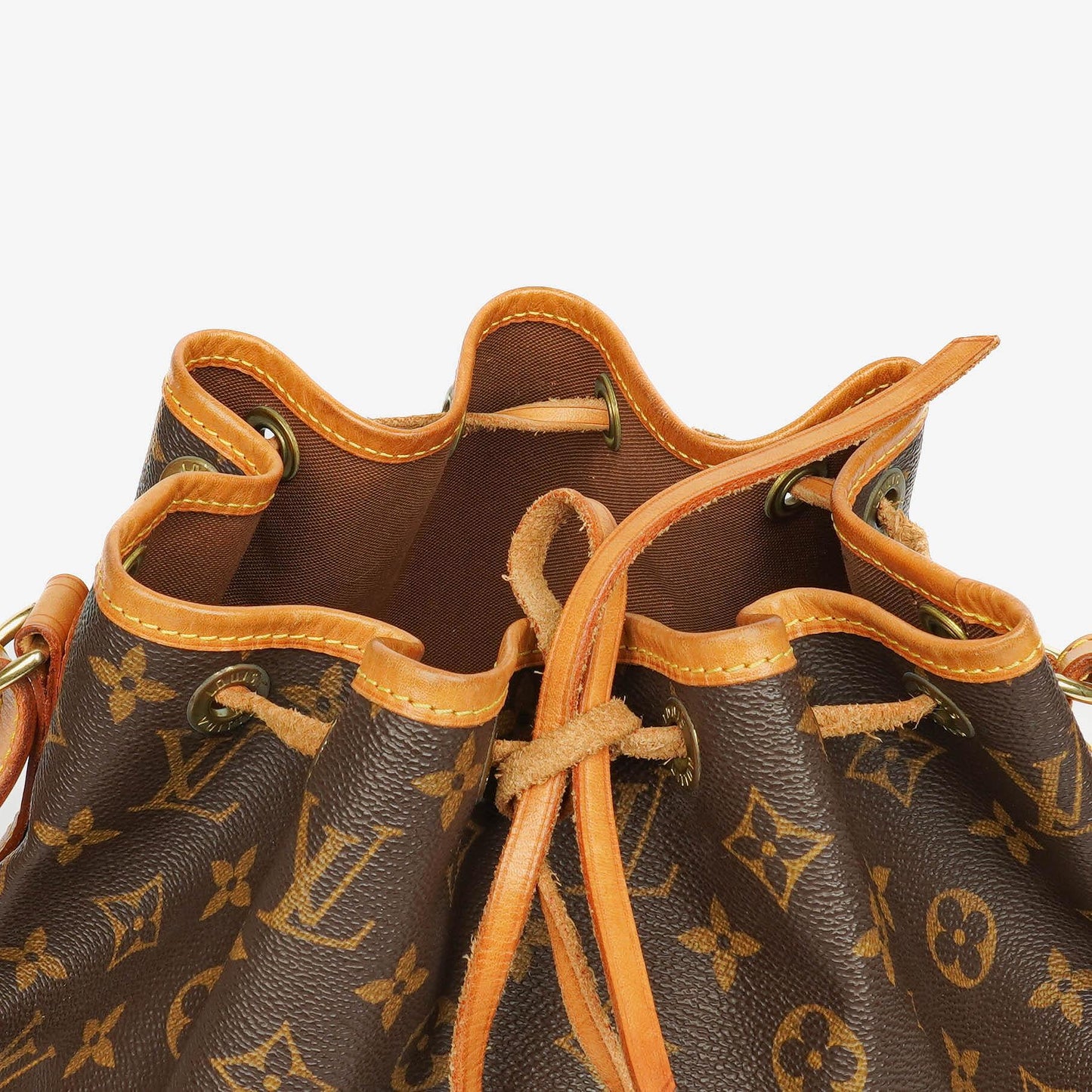 Louis Vuitton Petit Noé Schultertasche aus Monogramm Canvas
