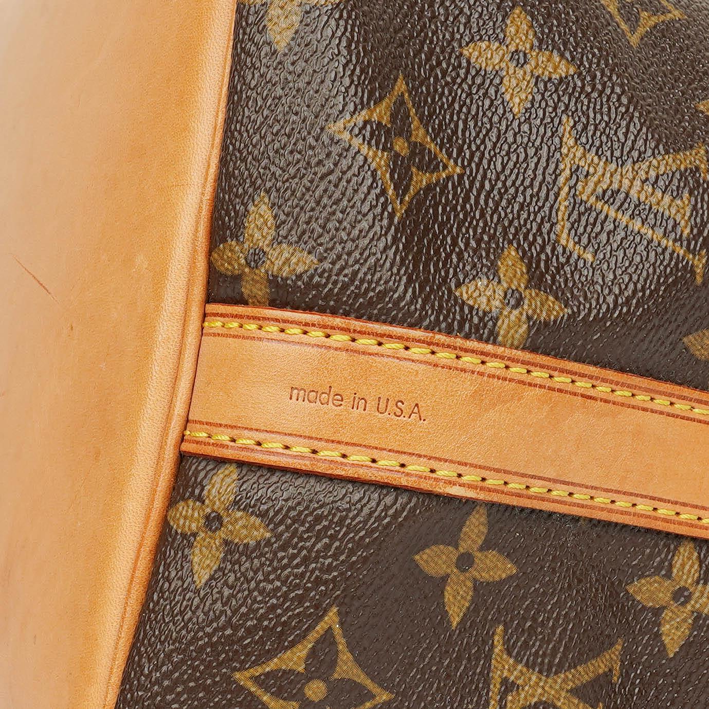 Louis Vuitton Petit Noé Schultertasche aus Monogram Canvas