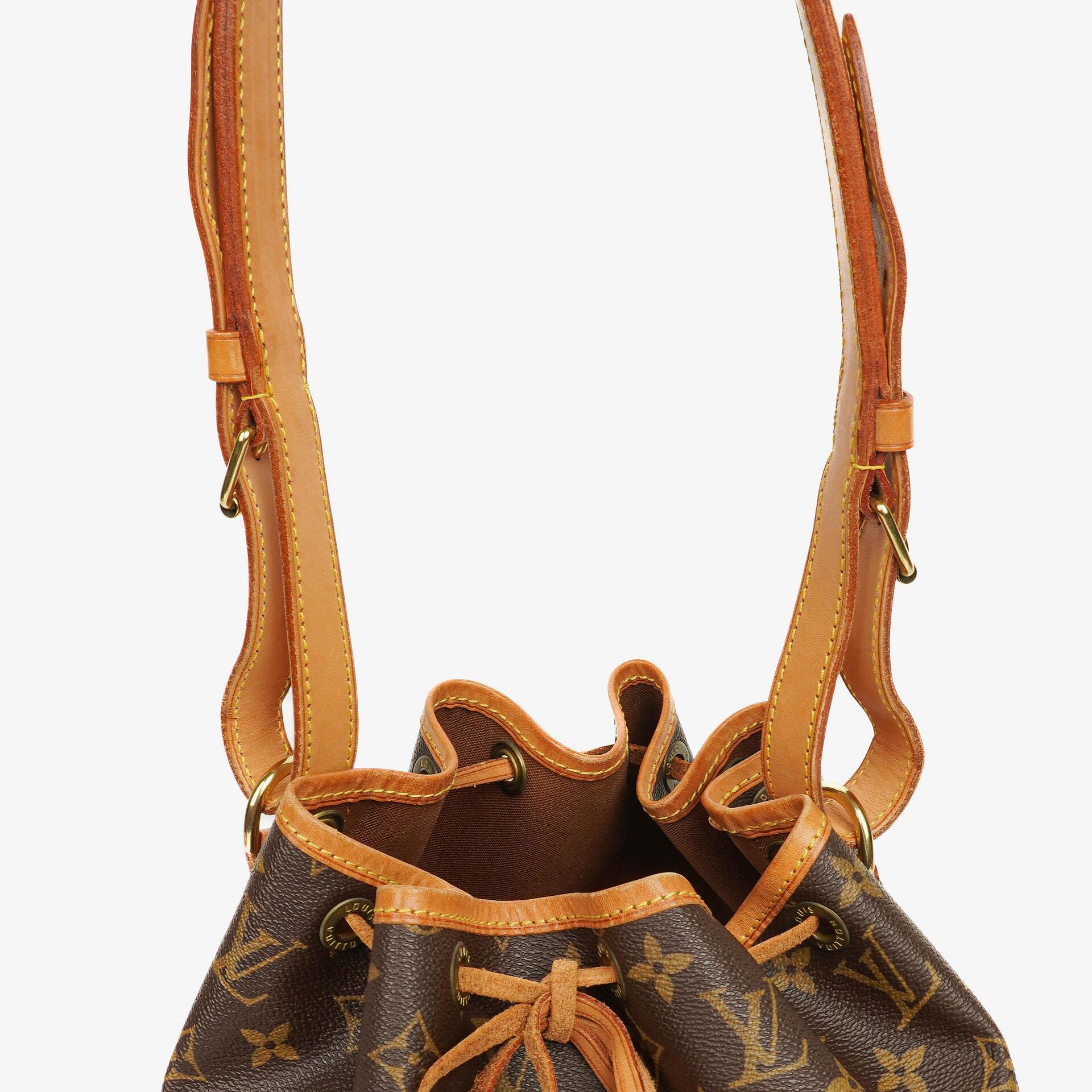 Louis Vuitton Petit Noé Schultertasche aus Monogram Canvas