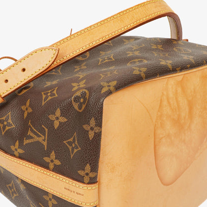 Louis Vuitton Petit Noé Schultertasche aus Monogram Canvas