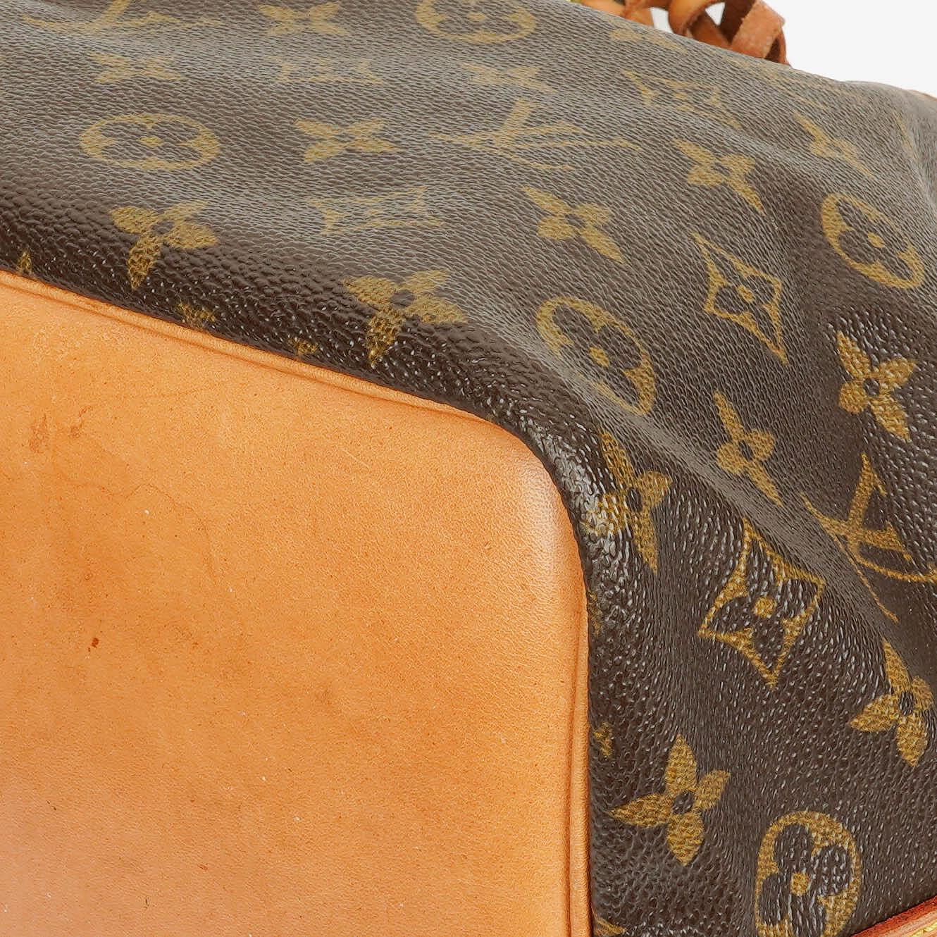 Louis Vuitton Petit Noe Monogramm Canvas Schultertasche