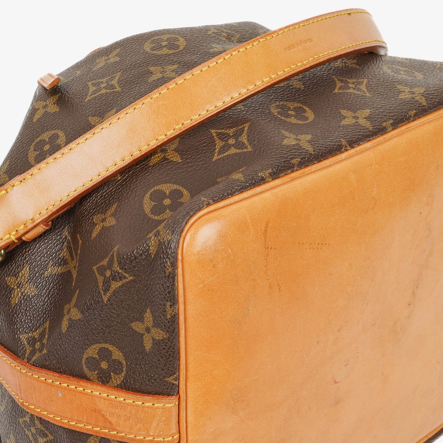 Louis Vuitton Petit Noé Schultertasche aus Monogram Canvas