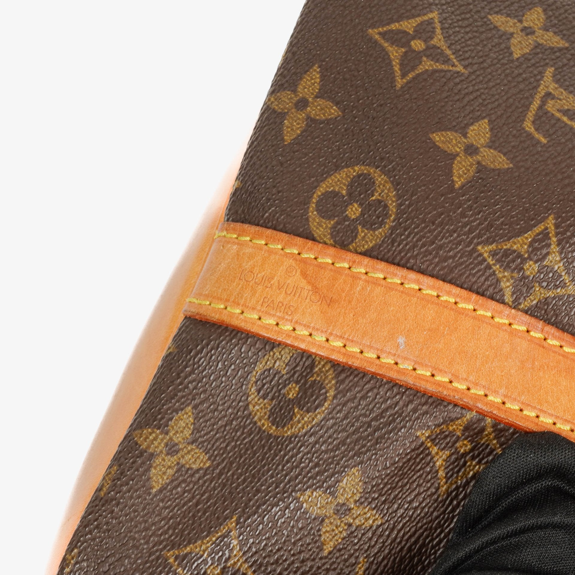Louis Vuitton Petit Noé Schultertasche aus Monogram Canvas