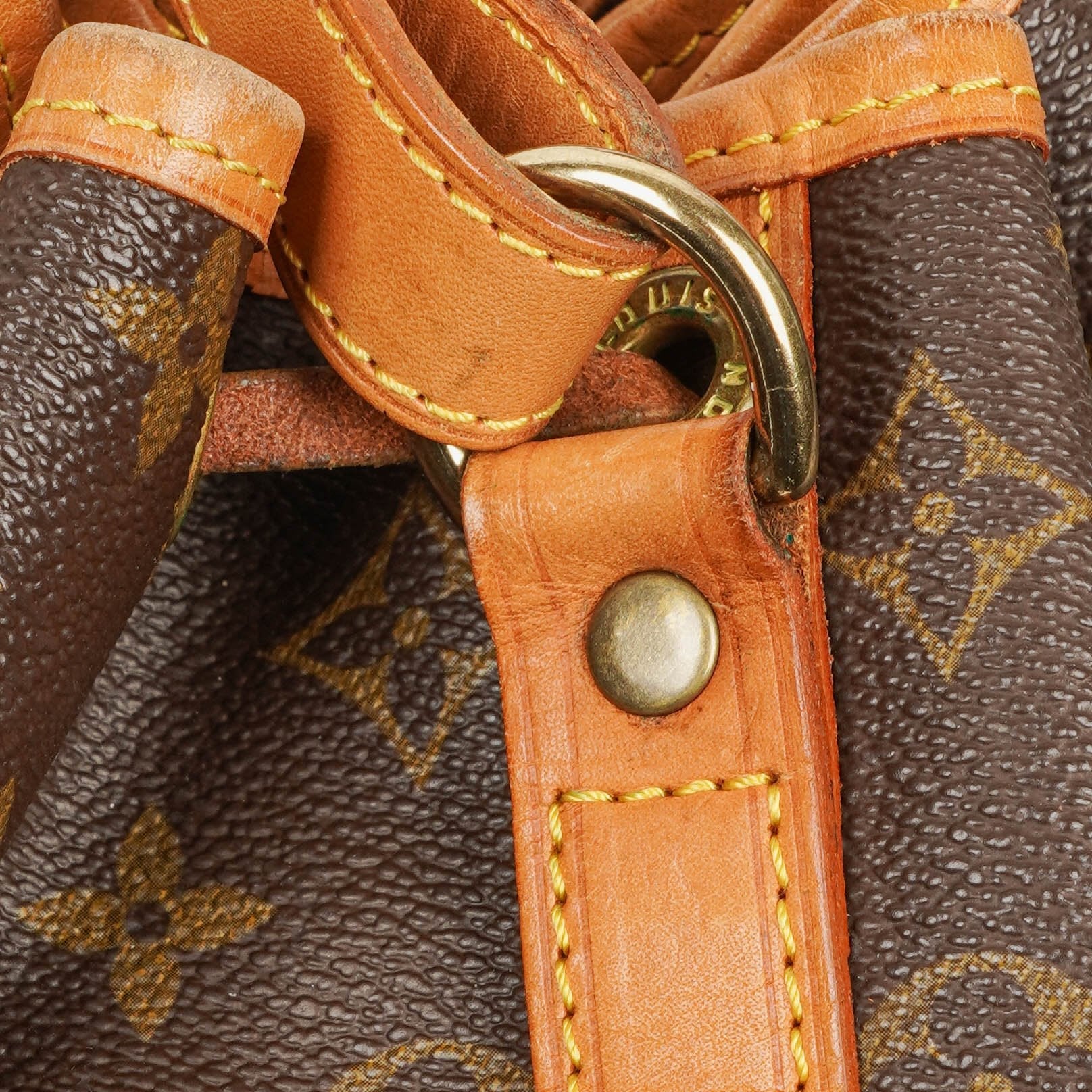 Louis Vuitton Petit Noé Schultertasche aus Monogram Canvas