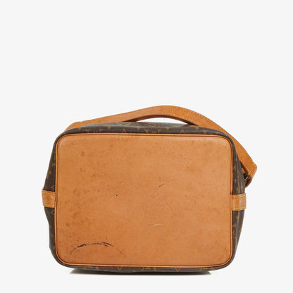 Louis Vuitton Petit Noe Schultertasche aus Monogram Canvas