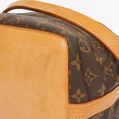 Louis Vuitton Petit Noe Schultertasche aus Monogram Canvas