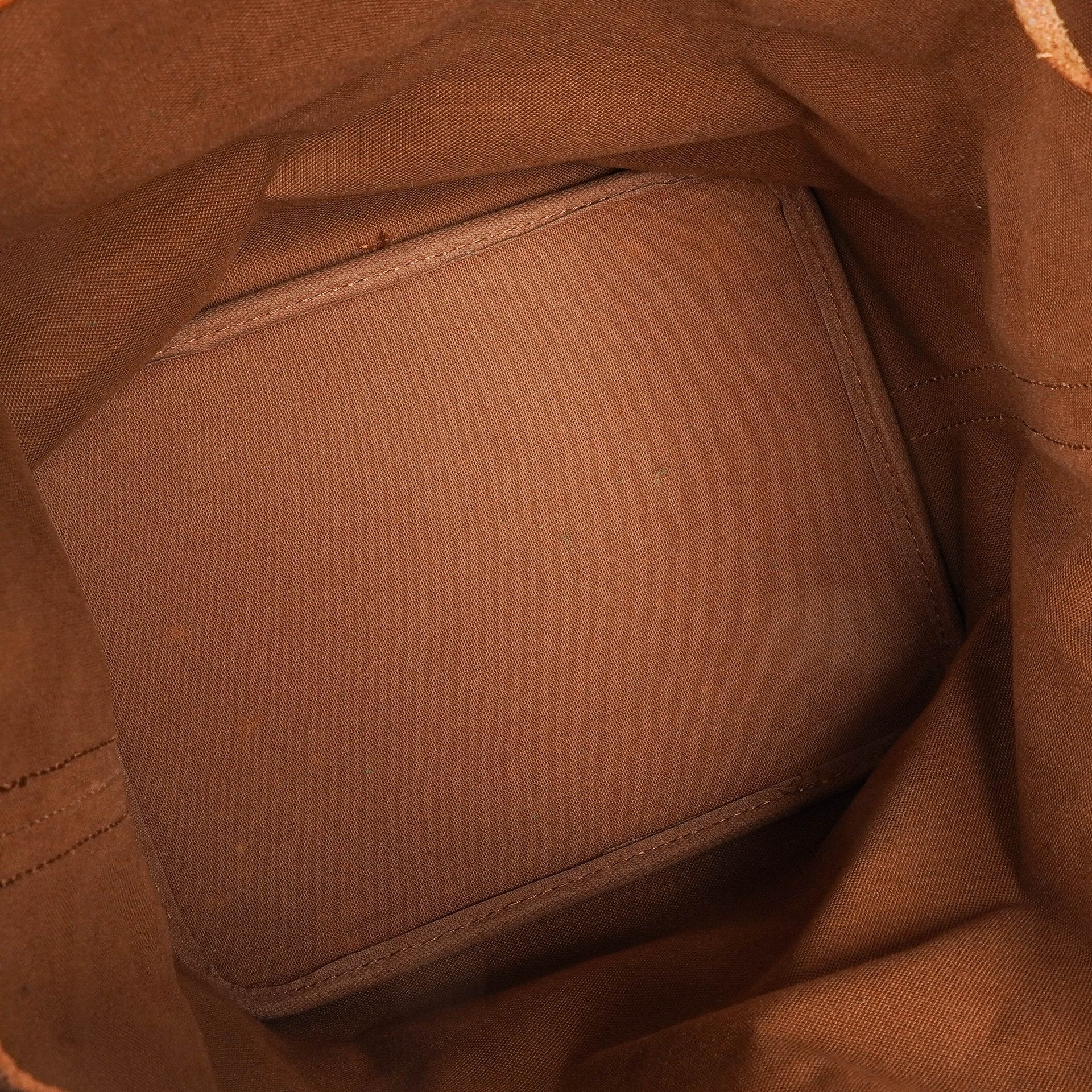 Louis Vuitton Petit Noe Schultertasche aus Monogram Canvas