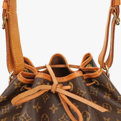 Louis Vuitton Petit Noé Schultertasche aus Monogram Canvas