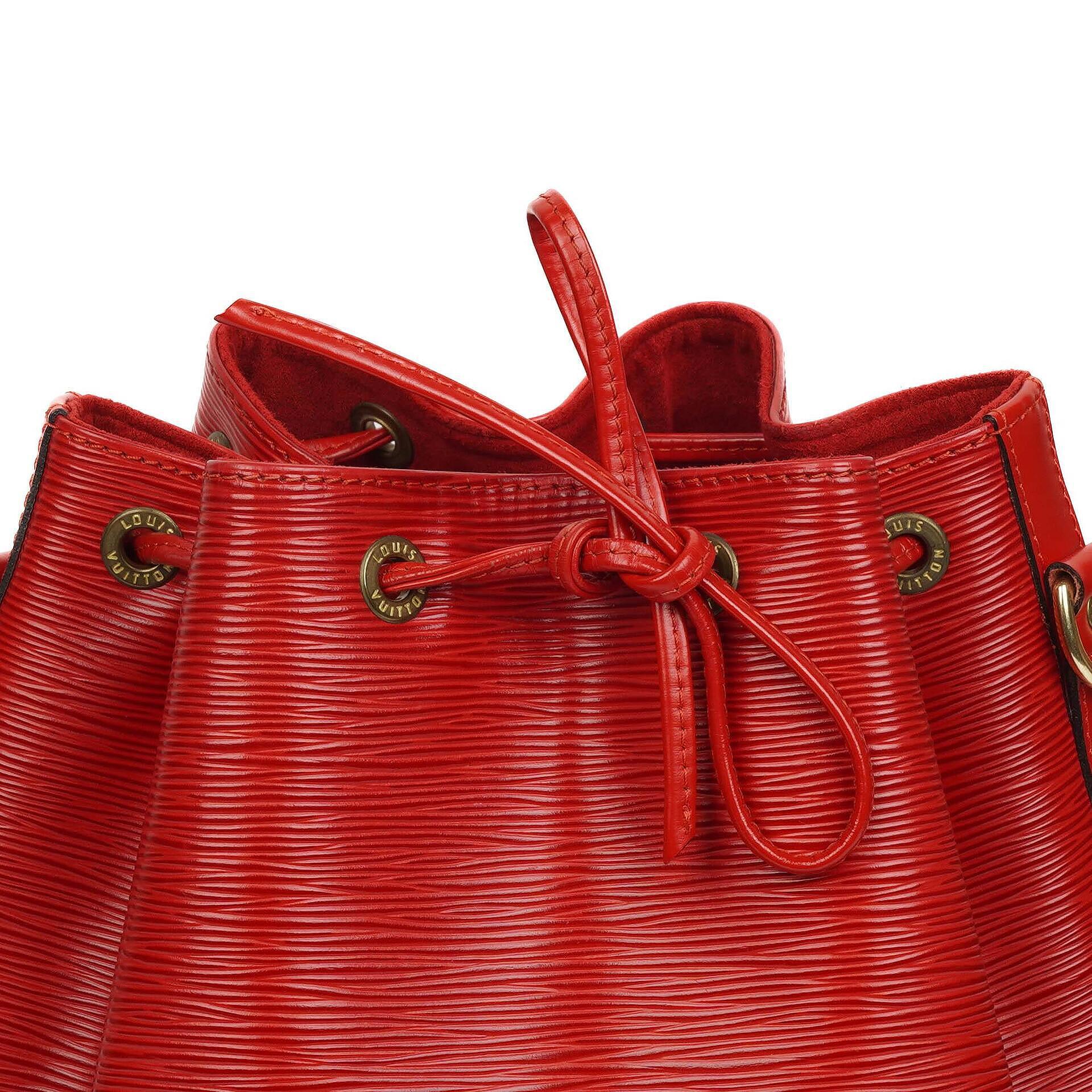 Louis Vuitton Petit Noé aus rotem Epi Leder