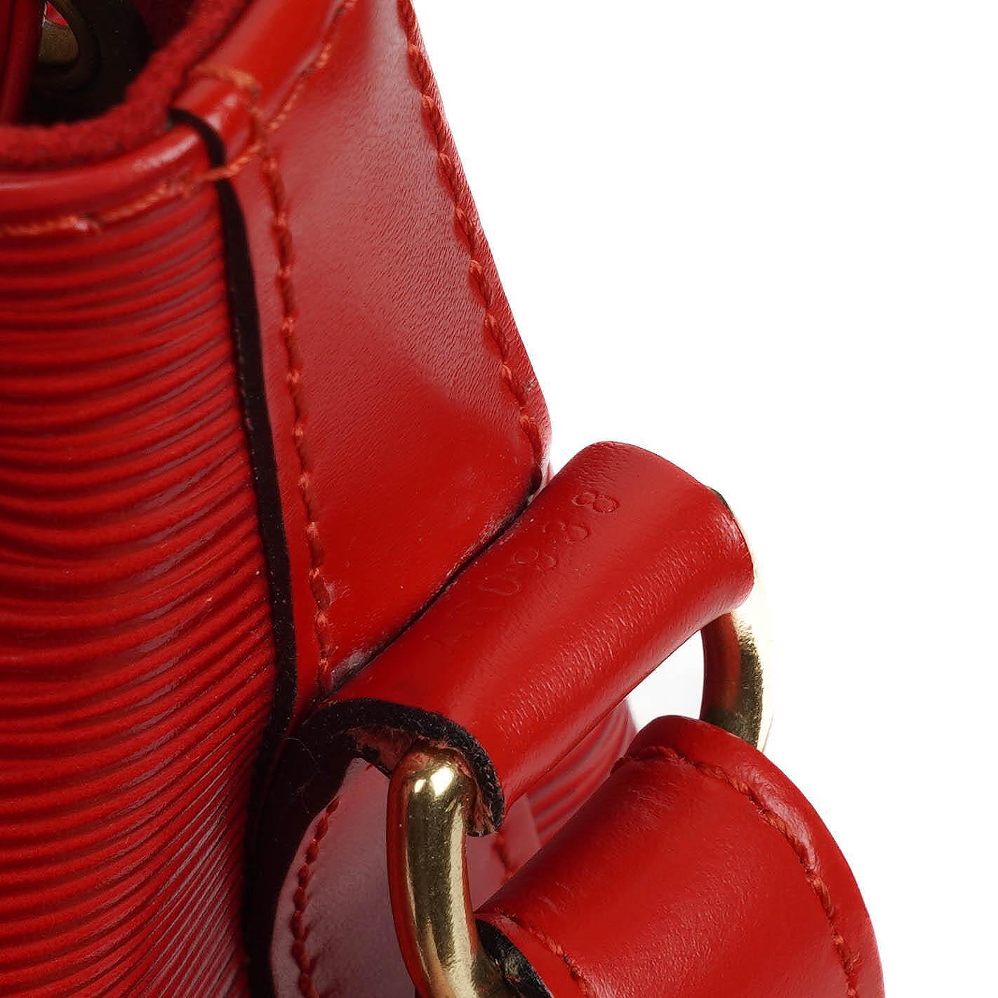 Louis Vuitton Petit Noé aus rotem Epi Leder