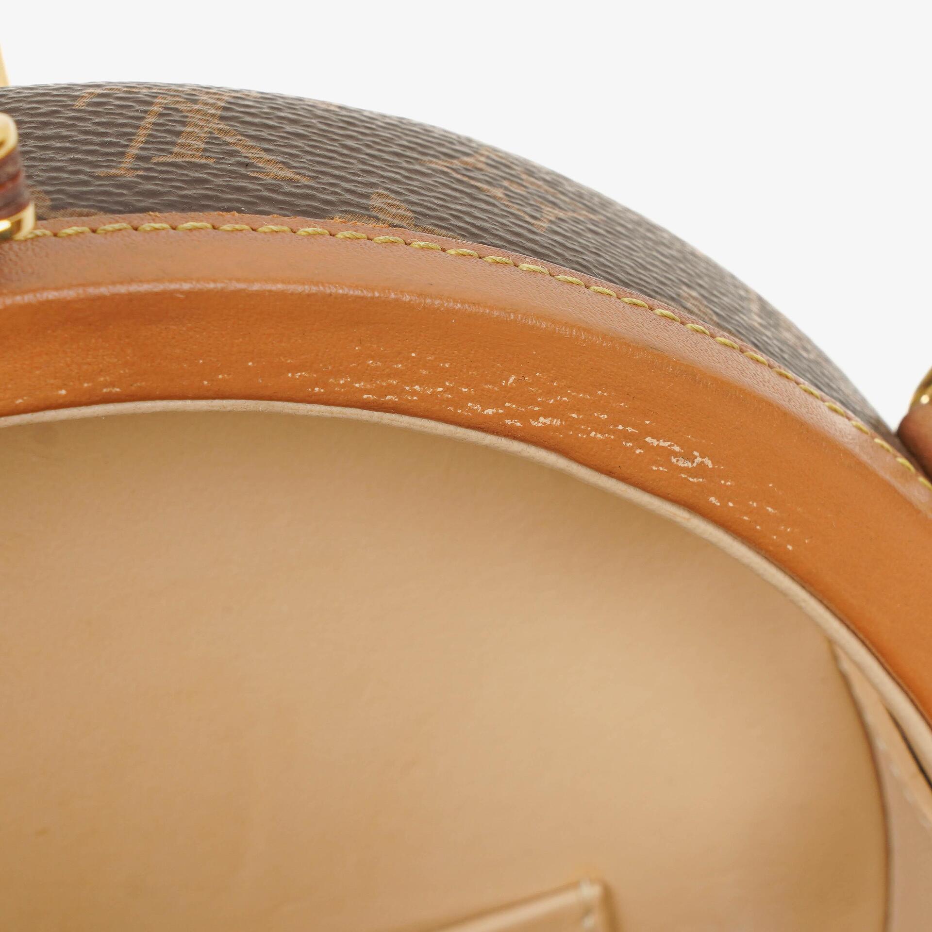 Louis Vuitton Petite Boite Chapeau Monogram Canvas Tasche