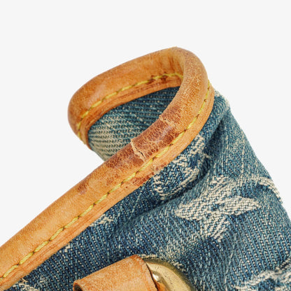 Louis Vuitton Pleaty Tasche aus Monogram Denim