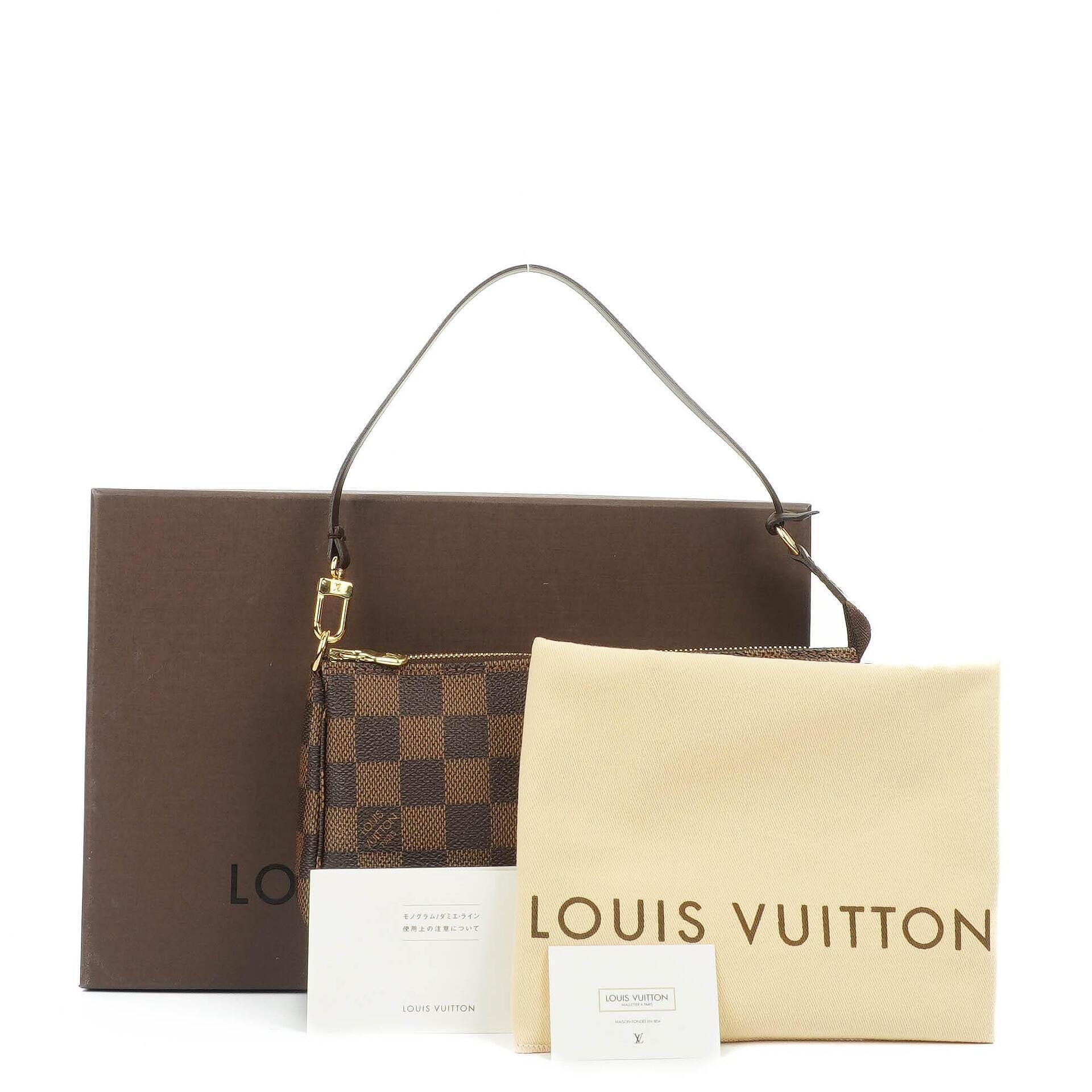 Louis Vuitton Pochette Accessoire Clutch-Handtasche aus Damier Ebène Canvas