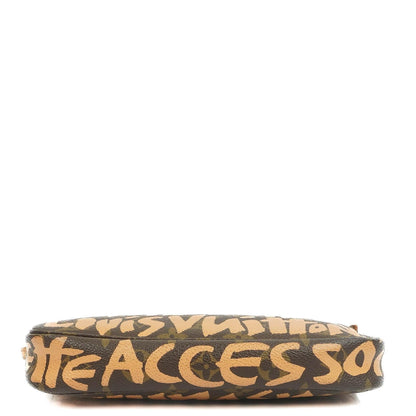 Louis Vuitton Pochette Accessoire in Monogram Graffiti Canvas Clutch Handtasche aus der Stephen Sprouse Kollektion