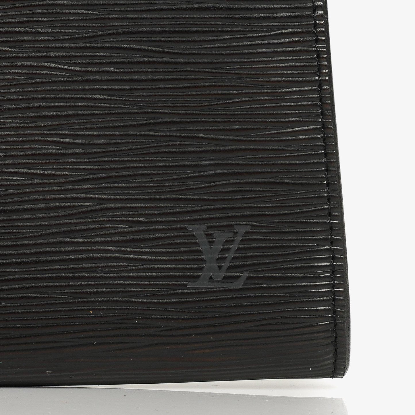 Louis Vuitton Pochette Accessoires Clutch aus schwarzem Epi Leder
