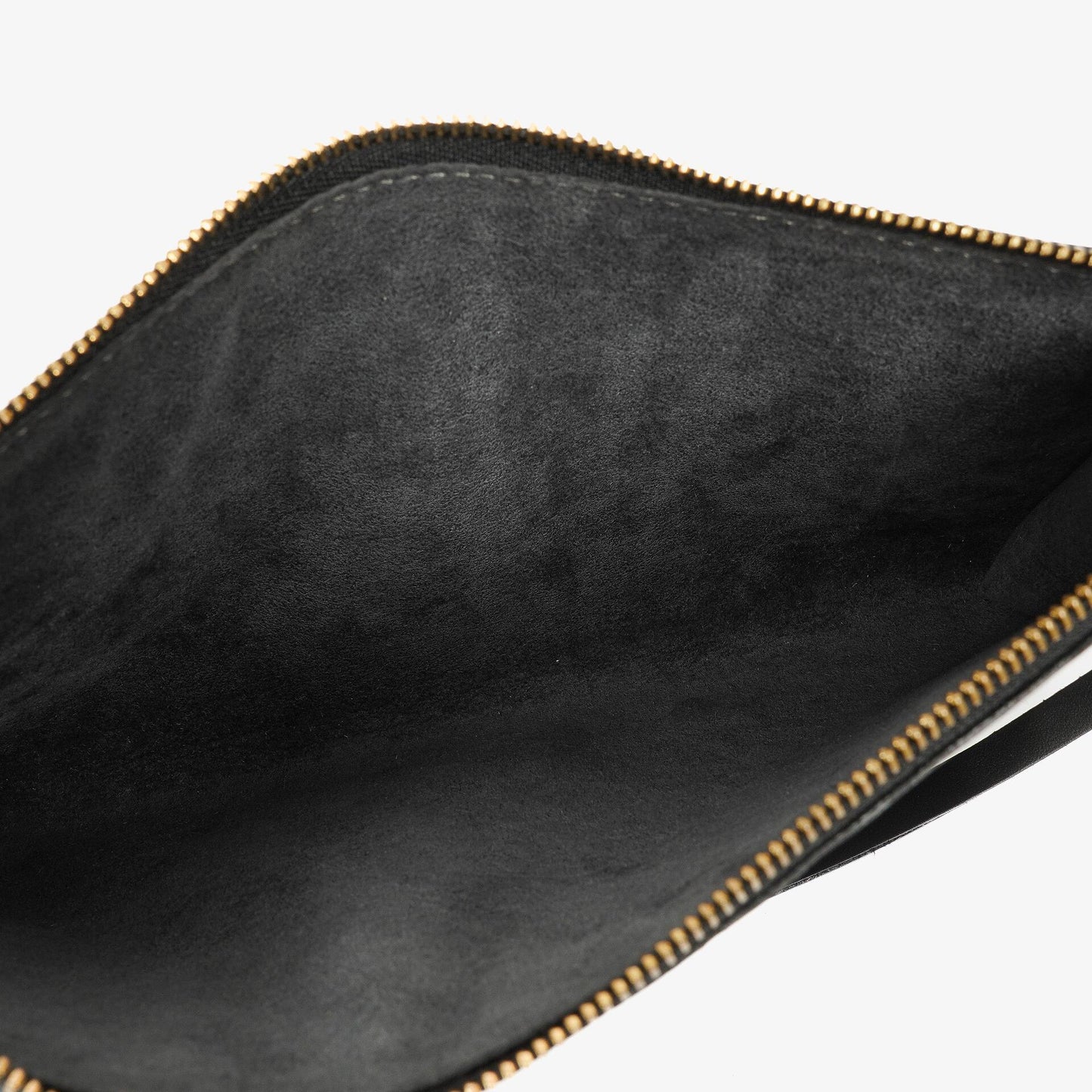 Louis Vuitton Pochette Accessoires Clutch aus schwarzem Epi Leder