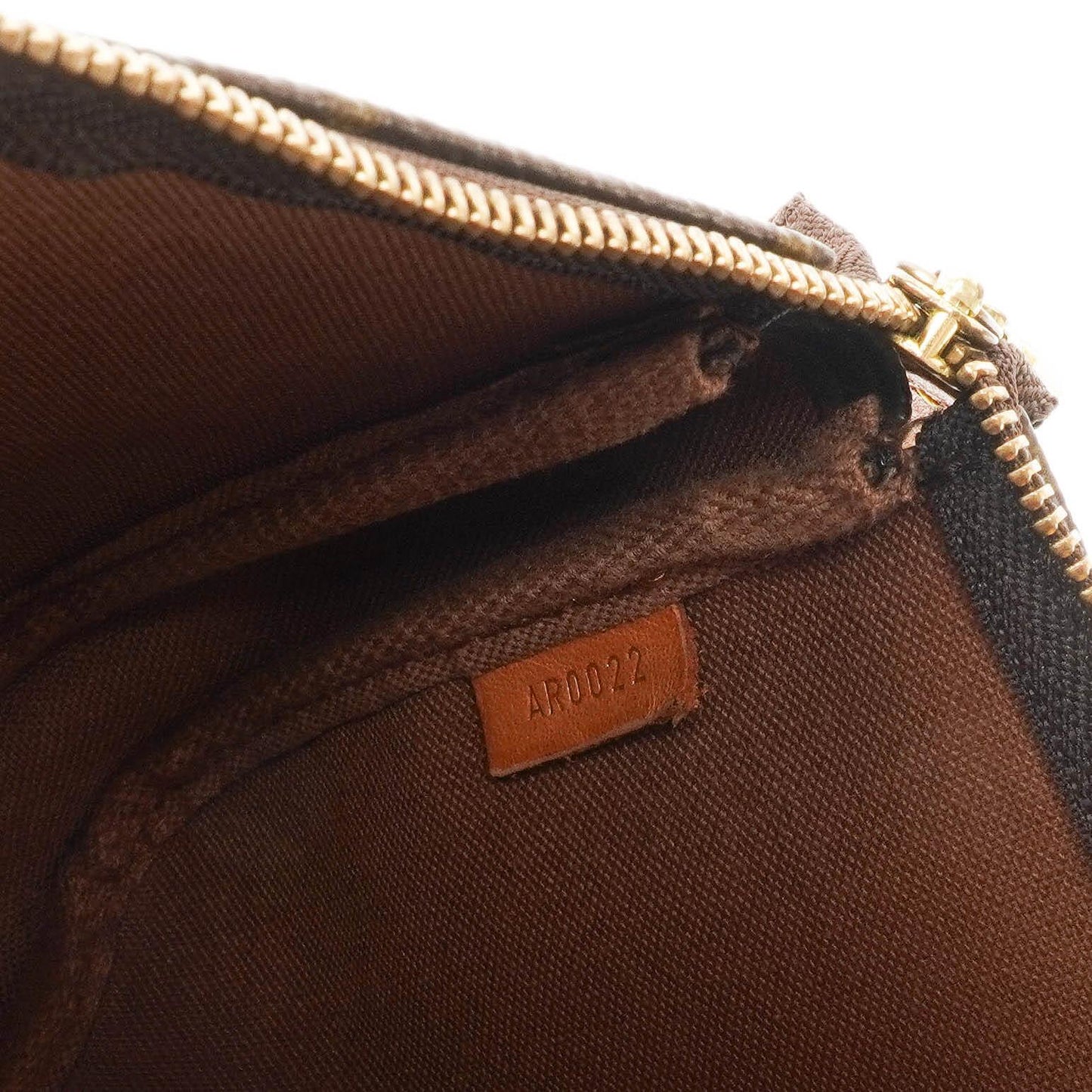 Louis Vuitton Pochette Accessoires Monogram Canvas Clutch Tasche