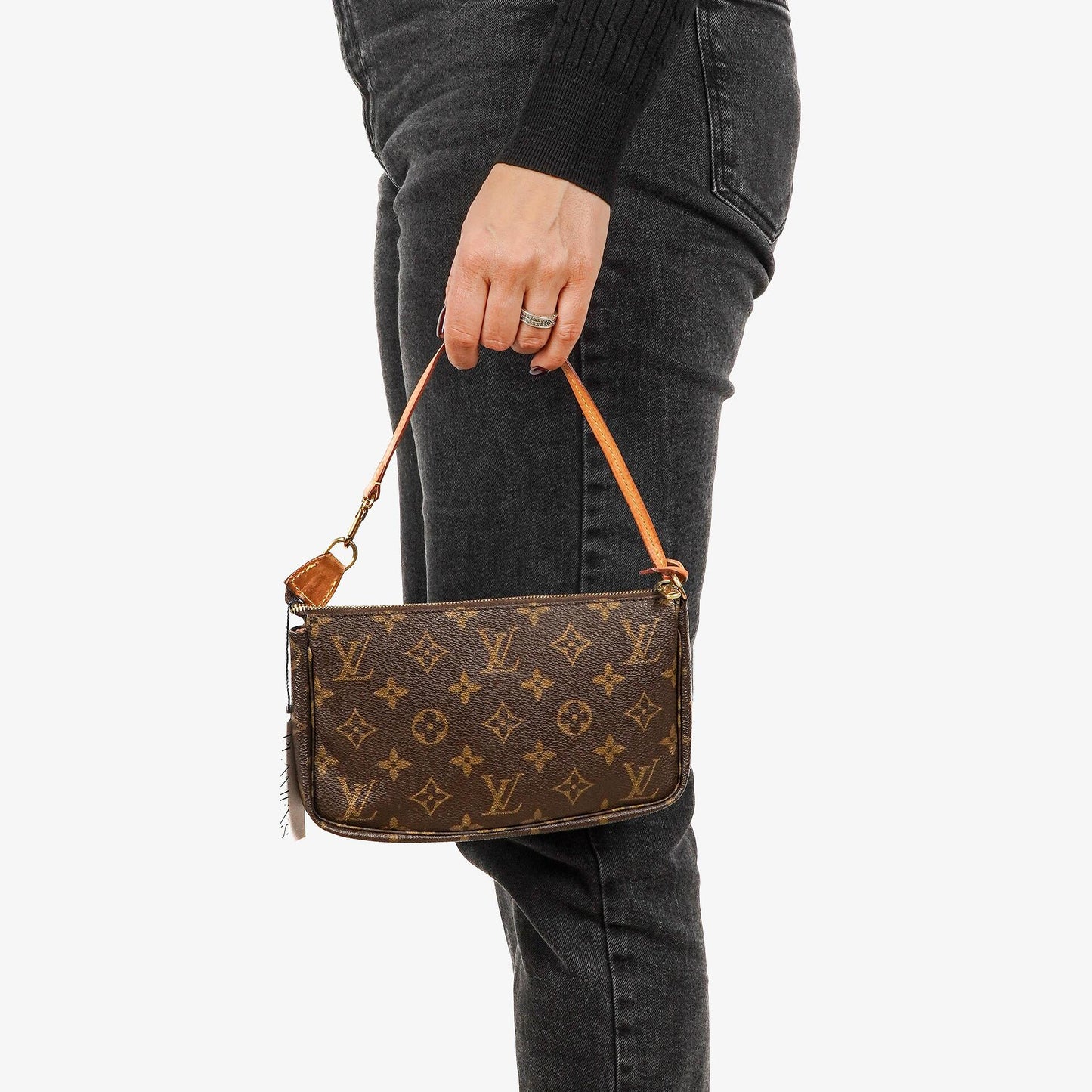 Louis Vuitton Pochette Accessoires Clutch aus Monogram Canvas