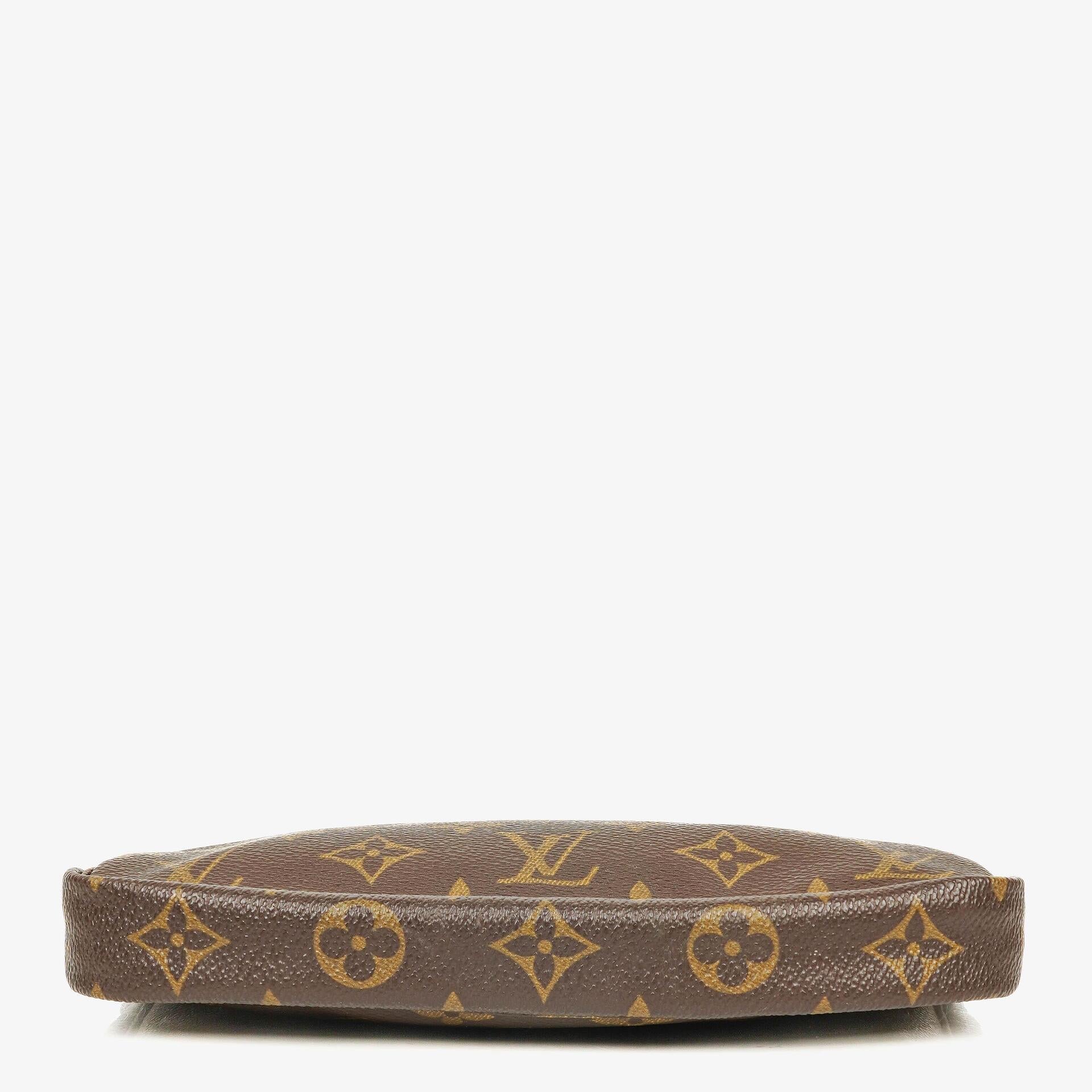 Louis Vuitton Pochette Accessoires Clutch aus Monogram Canvas