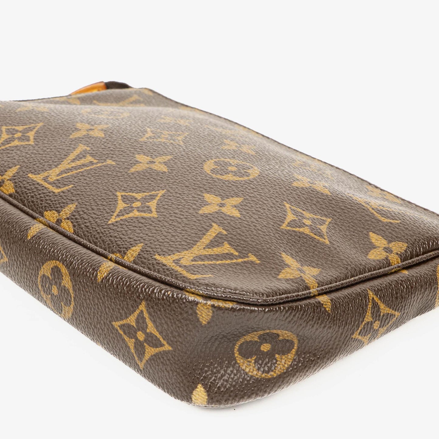Louis Vuitton Pochette Accessoires Clutch aus Monogram Canvas