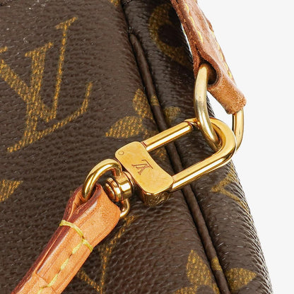 Louis Vuitton Pochette Accessoires Clutch aus Monogram Canvas