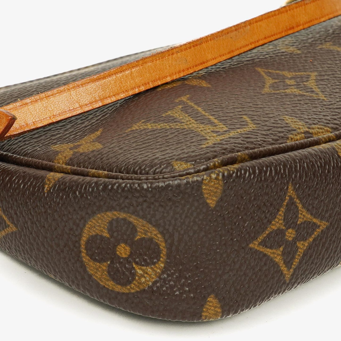 Louis Vuitton Pochette Accessoires Clutch aus Monogram Canvas