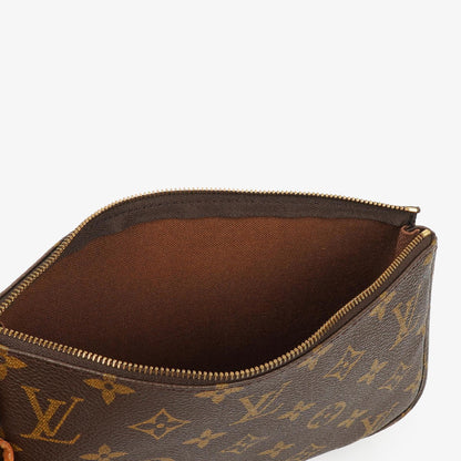 Louis Vuitton Pochette Accessoires Monogram Canvas Clutch Tasche