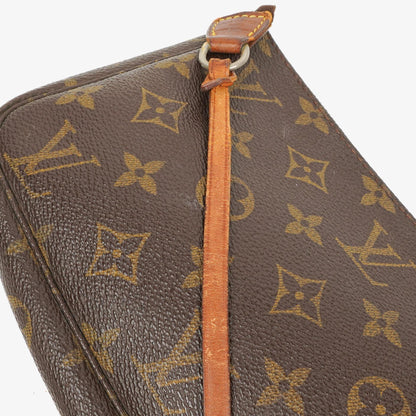Louis Vuitton Pochette Accessoires Clutch-Handtasche aus Monogram Canvas