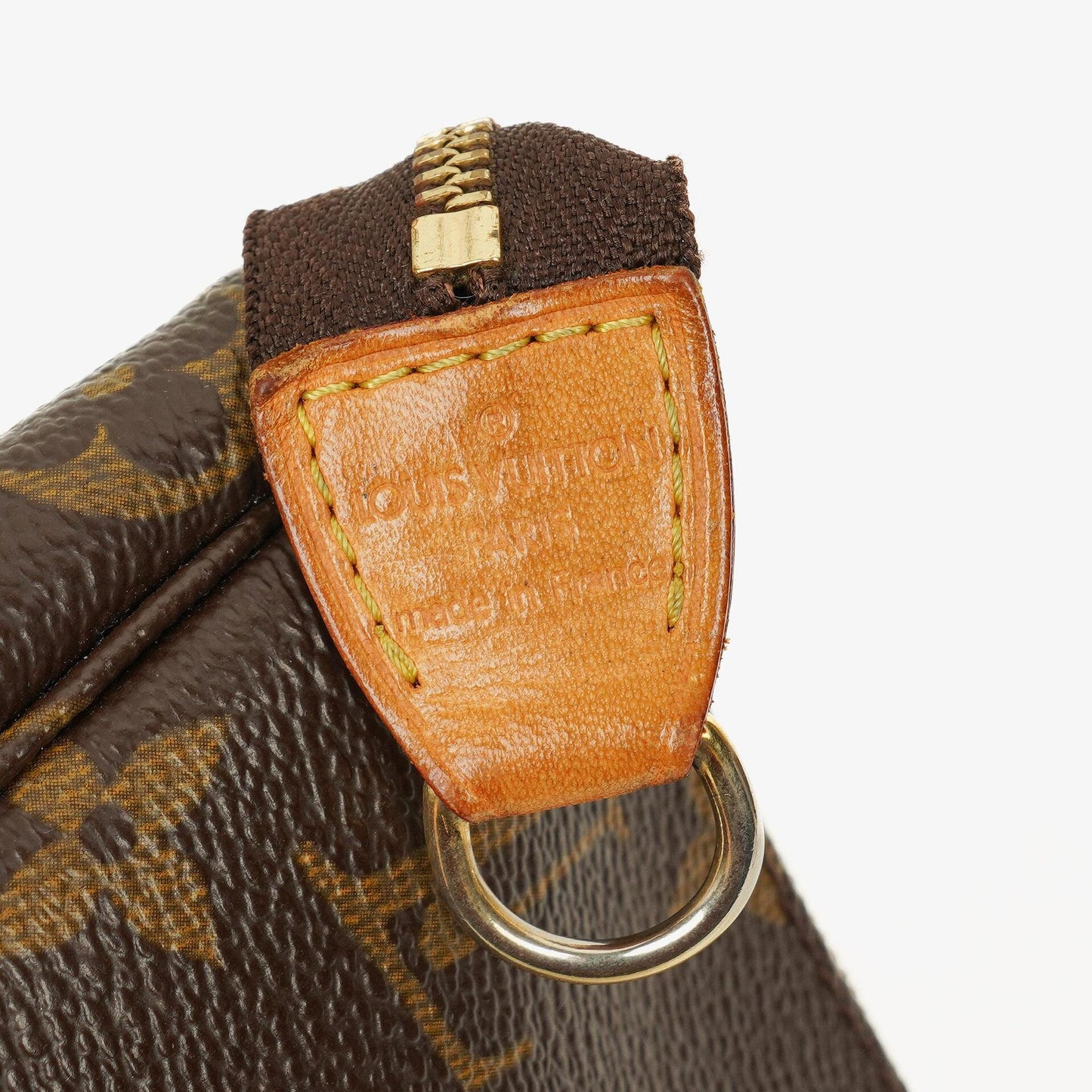Louis Vuitton Pochette Accessoires Clutch-Handtasche aus Monogram Canvas