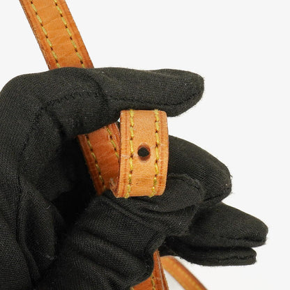 Louis Vuitton Pochette Accessoires Clutch-Handtasche aus Monogram Canvas