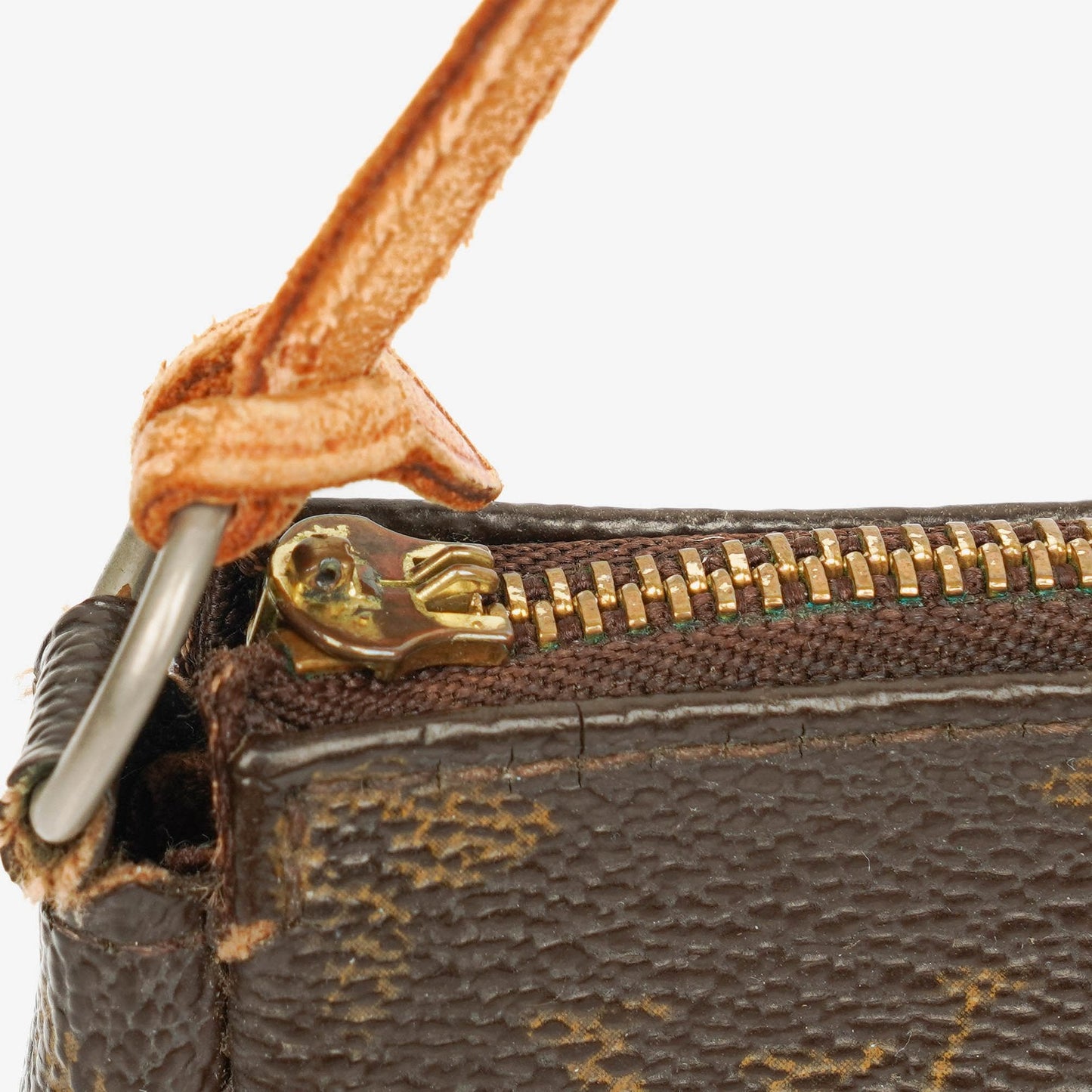 Louis Vuitton Pochette Accessoires Clutch-Handtasche aus Monogram Canvas