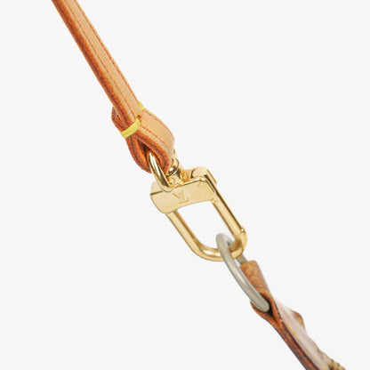Louis Vuitton Pochette Accessoires Clutch-Handtasche aus Monogram Canvas