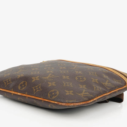 Louis Vuitton Pochette Bosphore Monogram Canvas Schultertasche