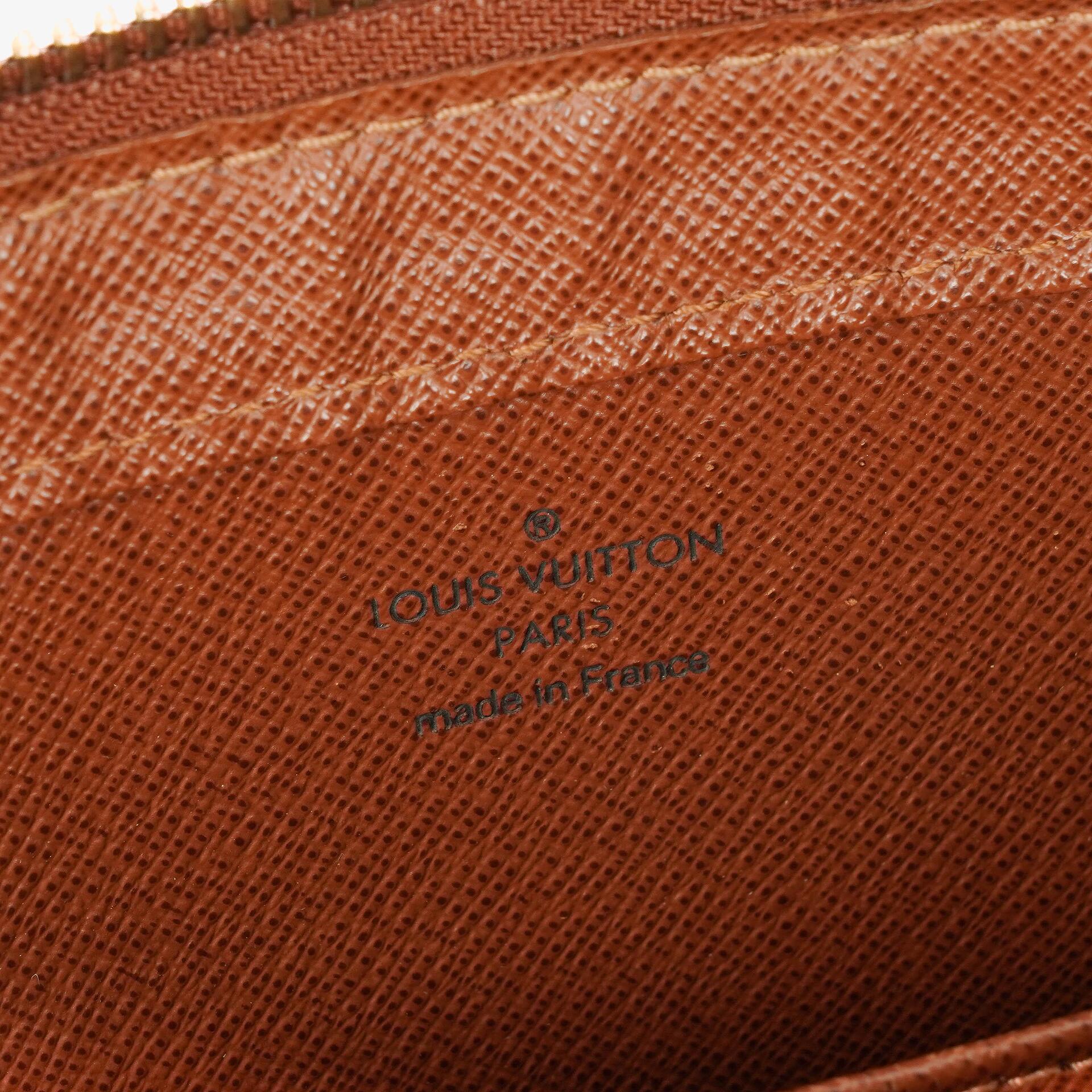 Louis Vuitton Pochette Orsay Monogram Clutch-Tasche