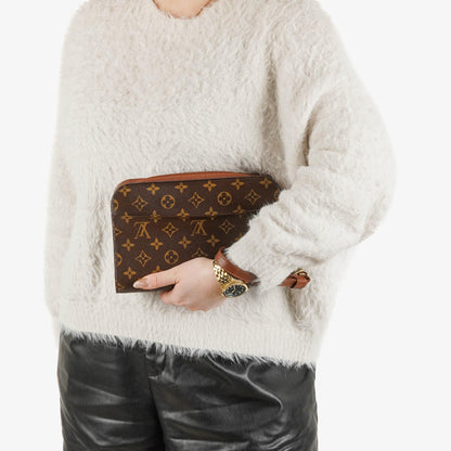Louis Vuitton Pochette Orsay Clutch aus Monogram Canvas