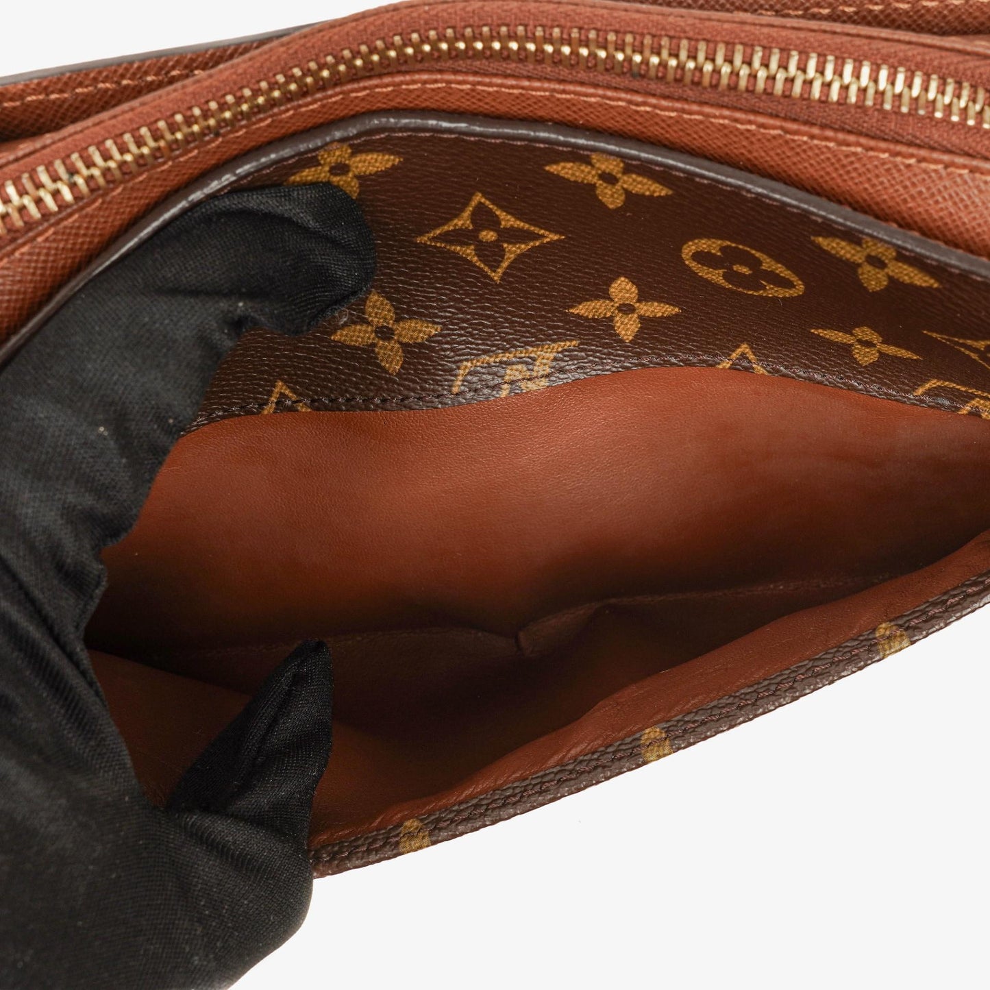 Louis Vuitton Pochette Orsay Clutch aus Monogram Canvas