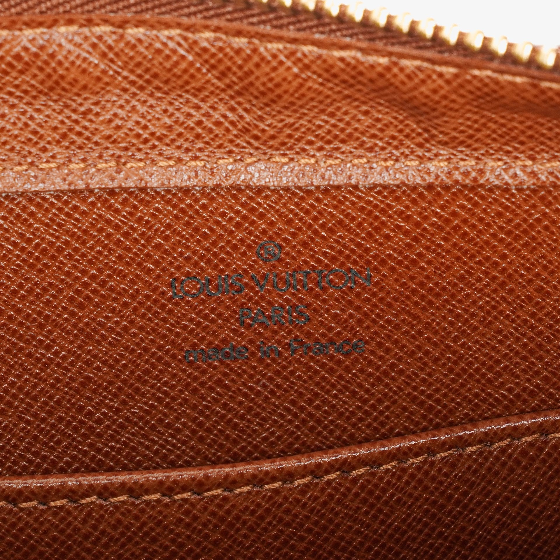 Louis Vuitton Pochette Orsay Clutch aus Monogram Canvas