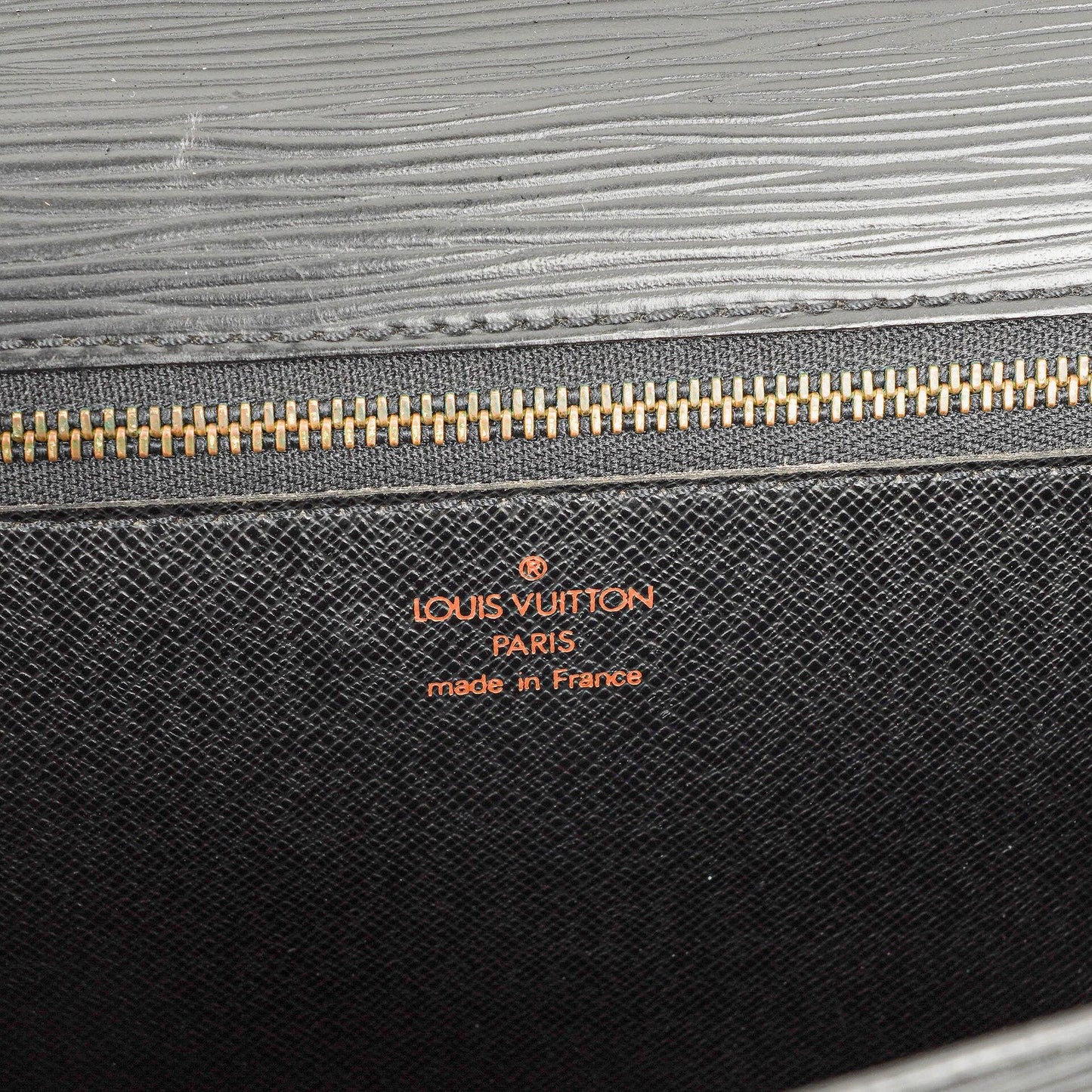 Louis Vuitton Pochette Sellier Dragonne Clutch aus schwarzem Epi Leder