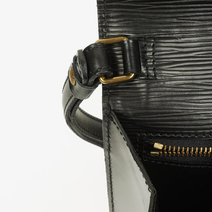 Louis Vuitton Pochette Sellier Dragonne Clutch aus schwarzem Epi-Leder