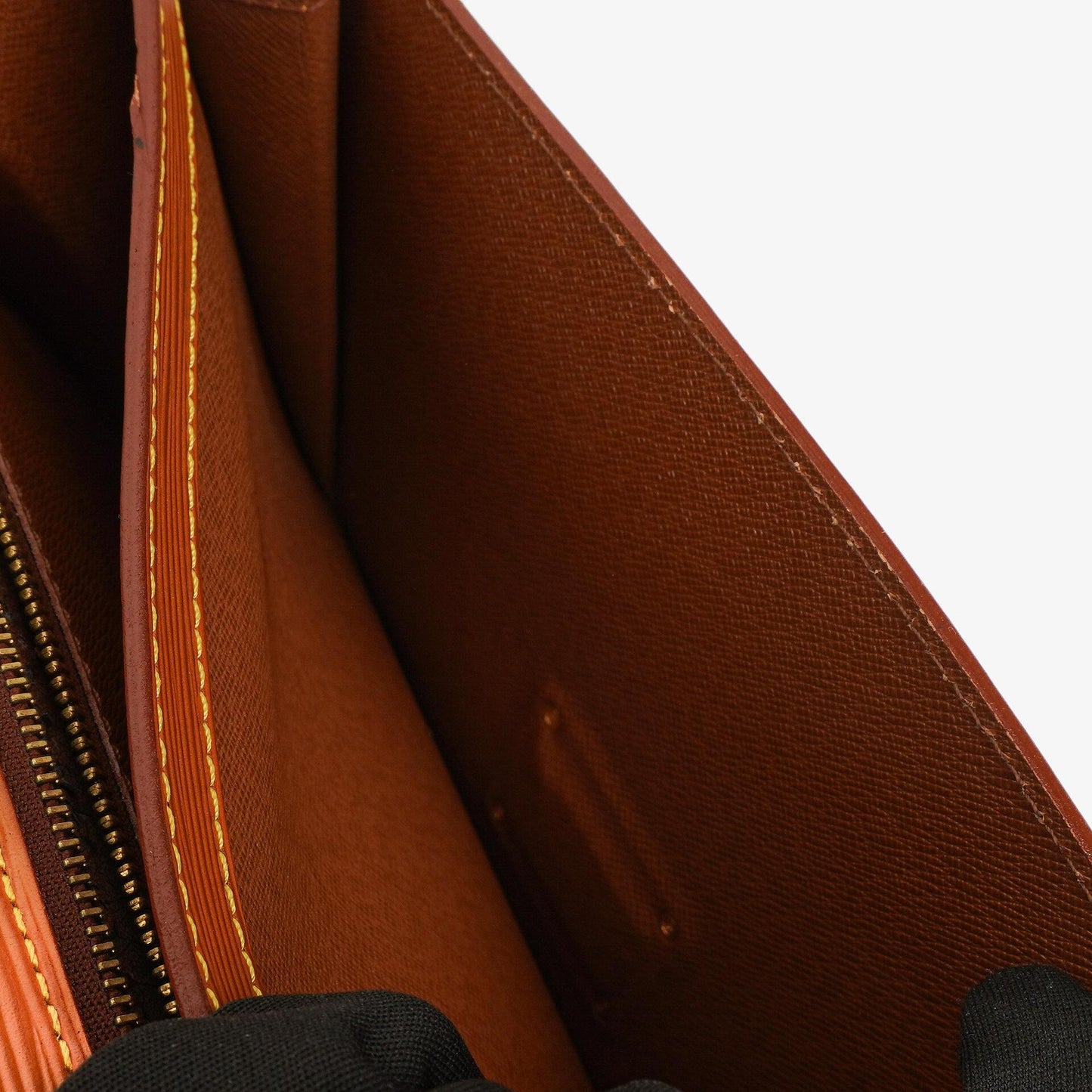 Louis Vuitton Pochette Sellier Dragonne Clutch aus Cognac Epi Leder