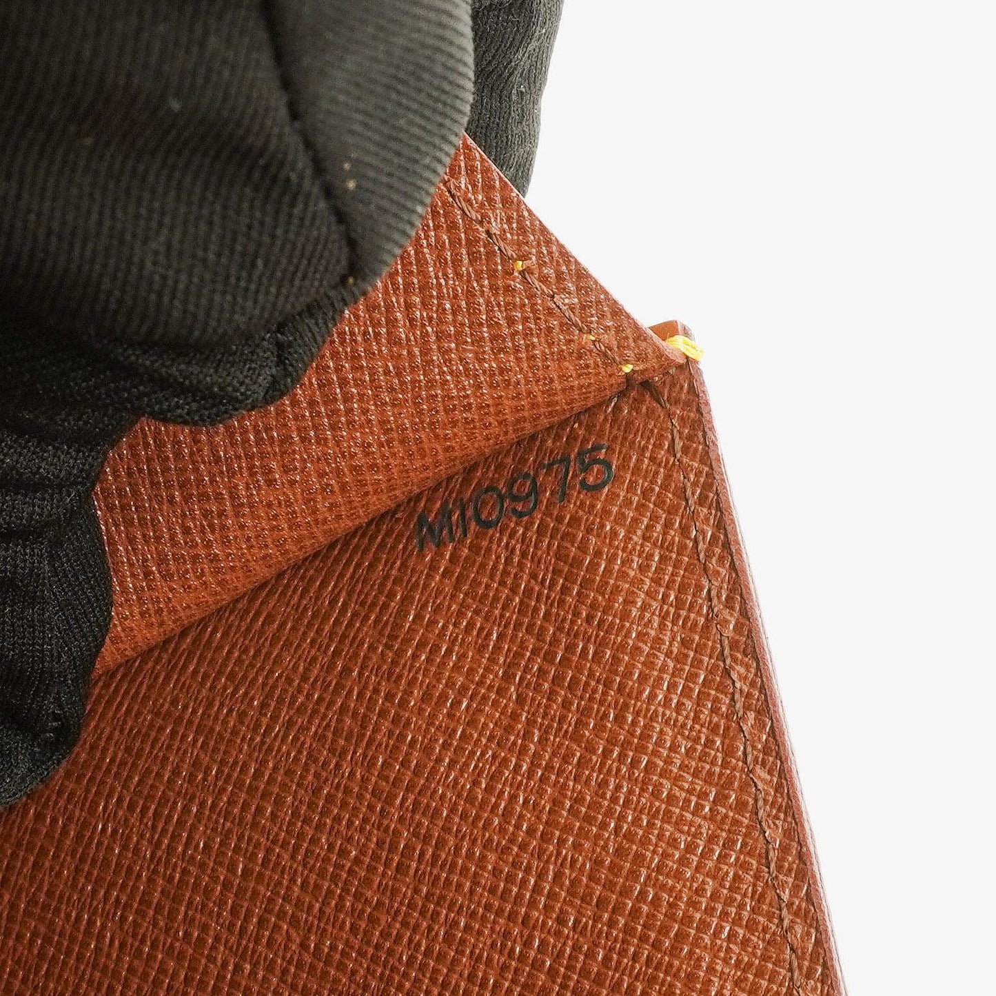 Louis Vuitton Pochette Sellier Dragonne Clutch aus Cognac Epi Leder