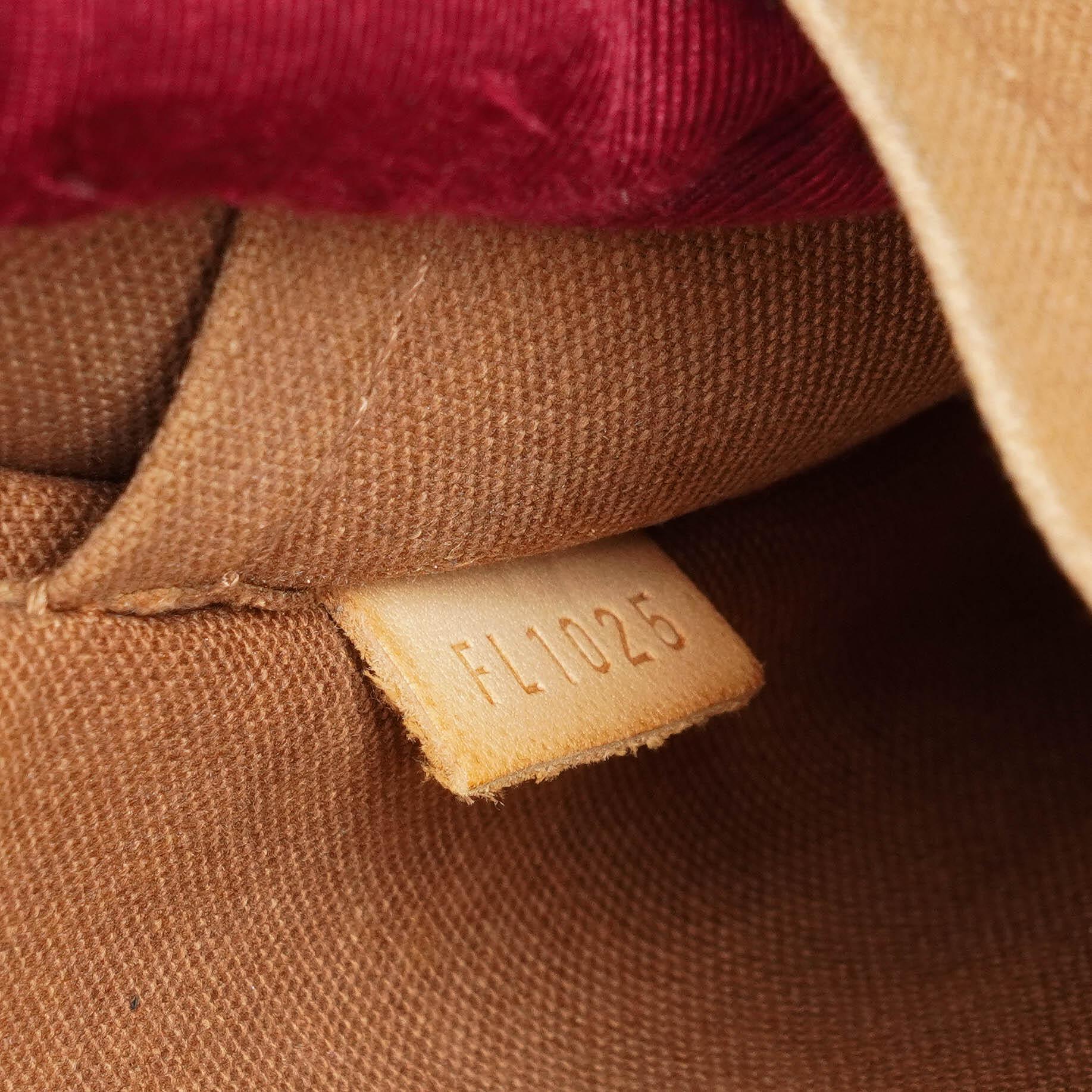 Louis Vuitton Popincourt Haut Monogram Canvas Schultertasche