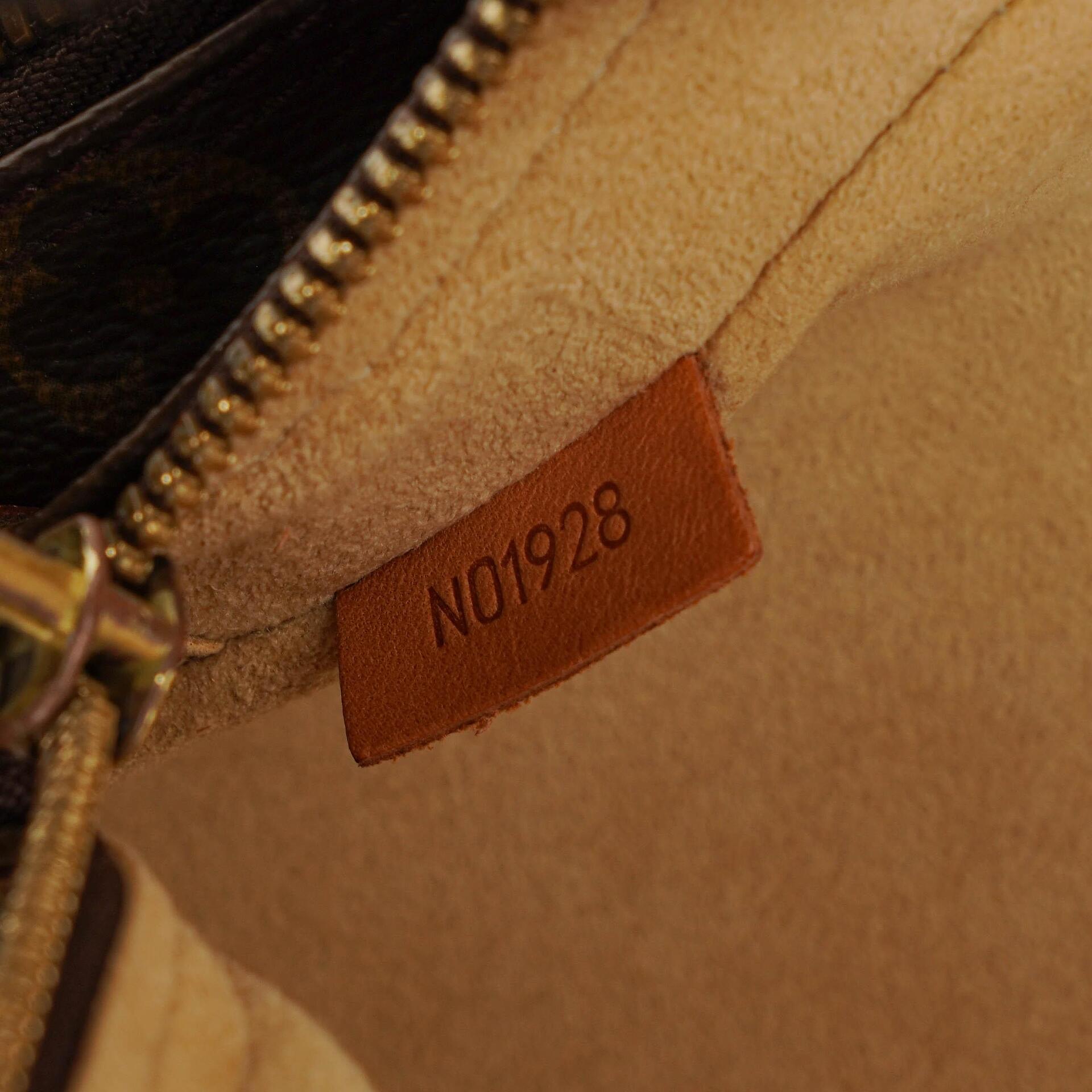 Louis Vuitton Porte-Documents Voyage GM Aktentasche aus Monogram Canvas