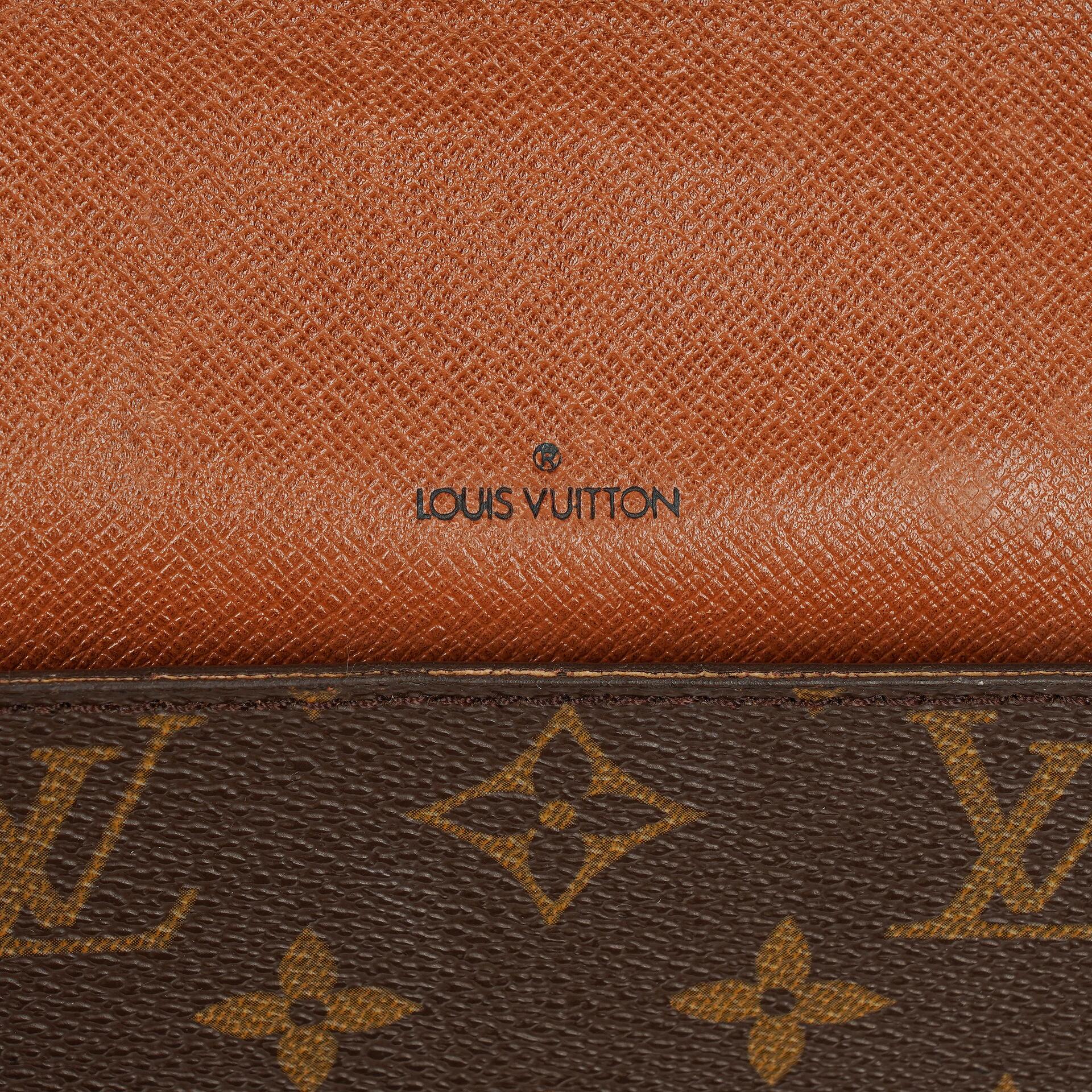 Louis Vuitton Porte-Documents Senateur Clutch-Tasche aus Monogram Canvas