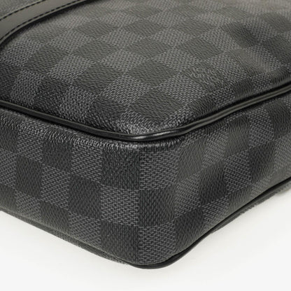 Louis Vuitton Porte-Documents Voyage Tasche aus Damier Graphite Canvas
