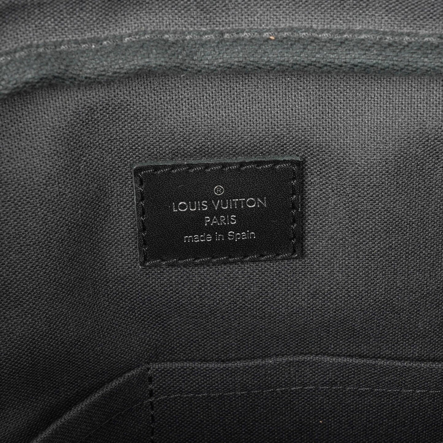 Louis Vuitton Porte-Documents Voyage Tasche aus Damier Graphite Canvas